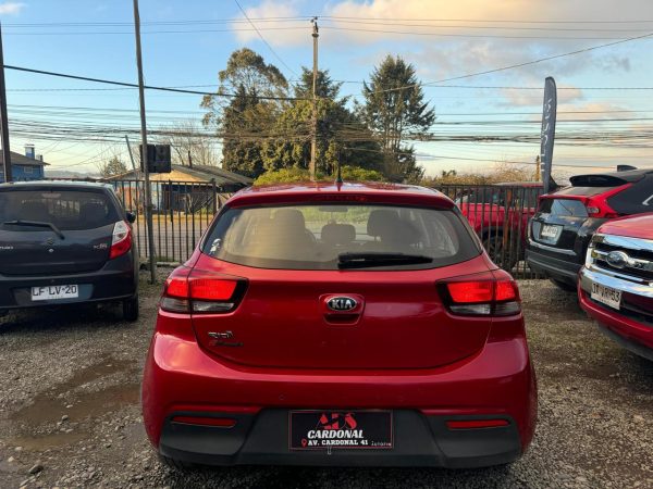 KIA RIO 5 - Imagen 4