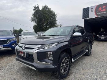 MITSUBISHI L200 DAKAR