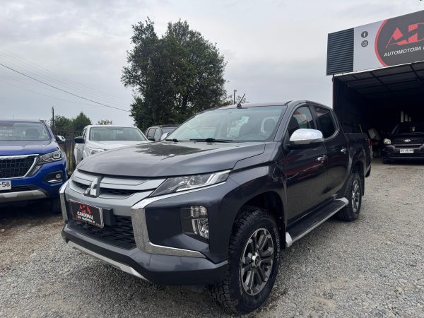 MITSUBISHI L200 DAKAR