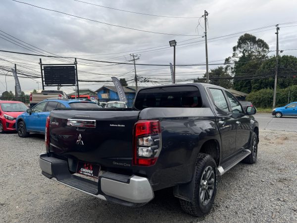MITSUBISHI L200 DAKAR - Imagen 6