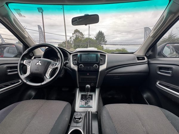 MITSUBISHI L200 DAKAR - Imagen 8